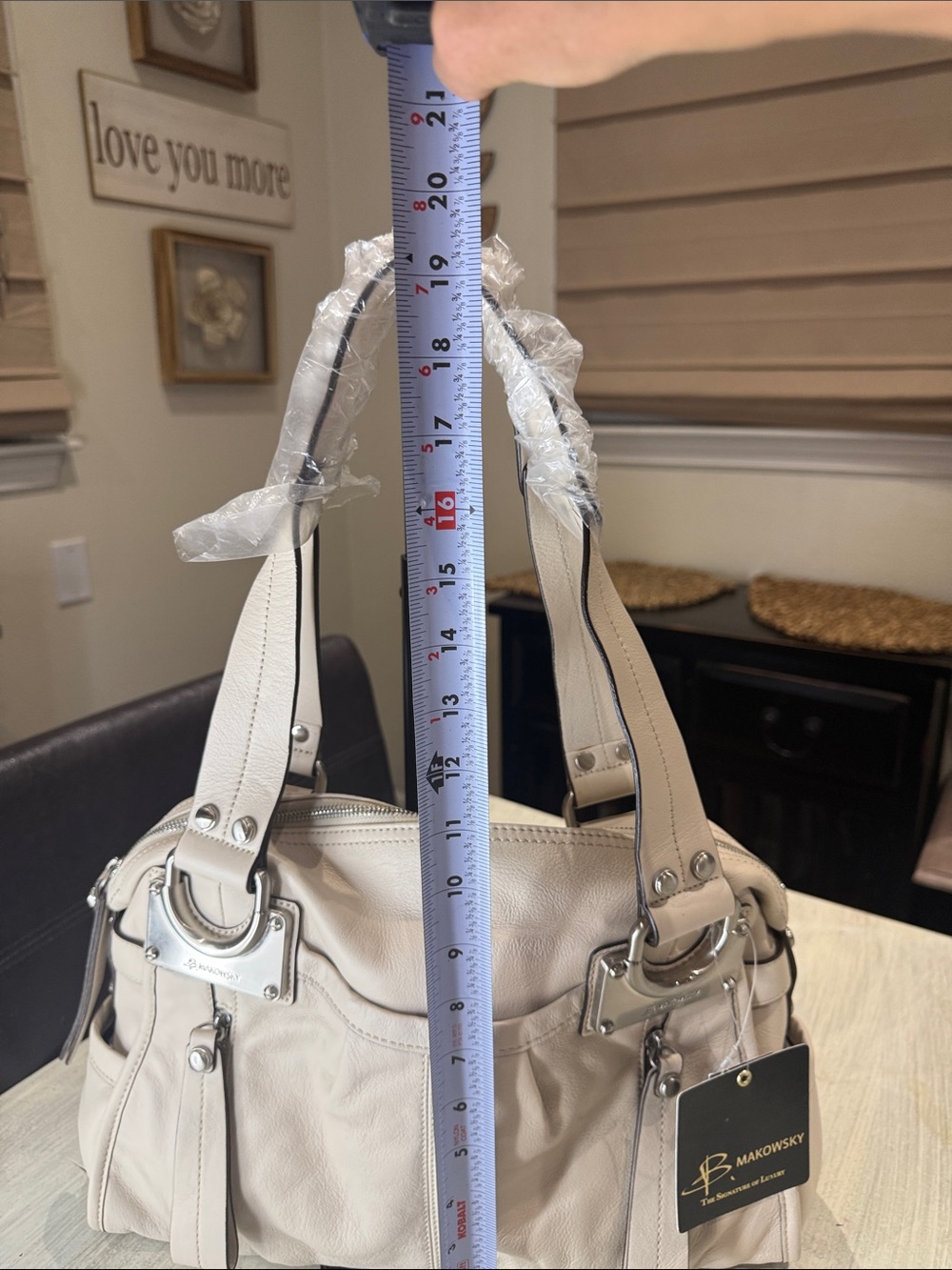 Vintage Y2K B. makowsky Cream Pebble Leather Shoulder Bag with Silver Hardware - Picture 11 of 11
